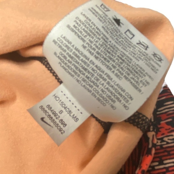 Nike Pro Dri-fit Women’s full Zip Running Jacket Top Small black red orange - Picture 5 of 8